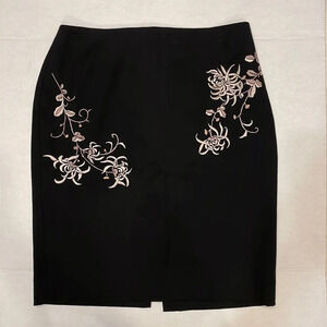 LOFT black skirt with embroidered flowers size 10
